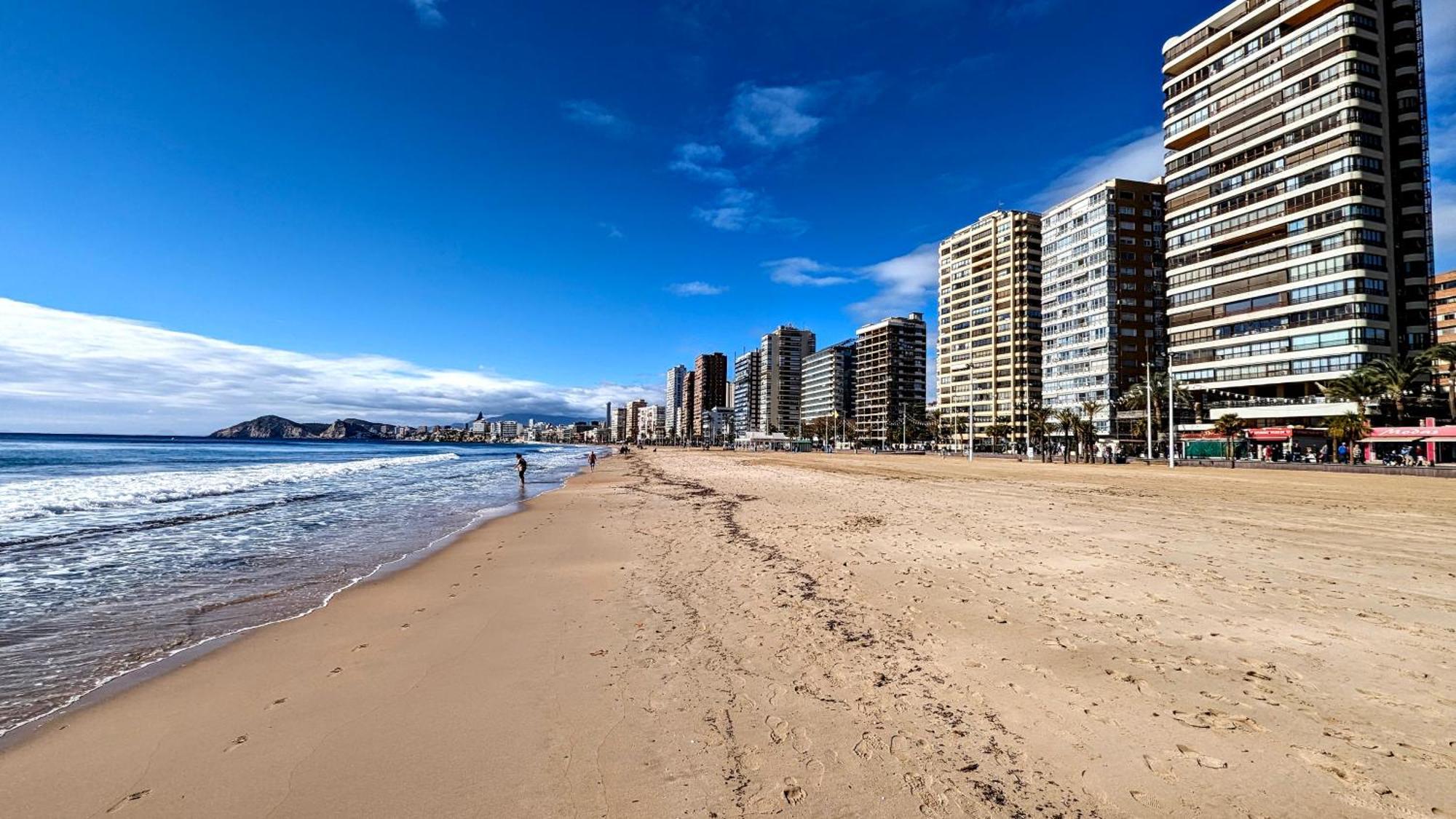 Las Arenas Sea Front Apartments Benidorm Exteriör bild
