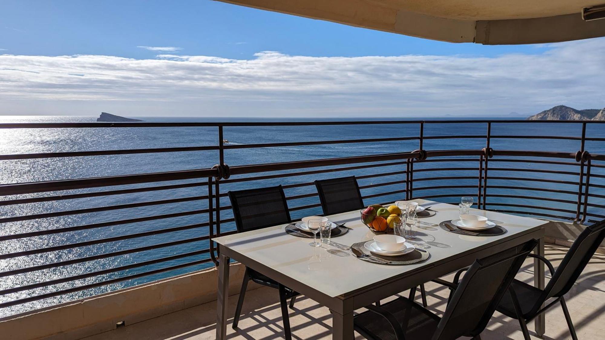 Las Arenas Sea Front Apartments Benidorm Exteriör bild