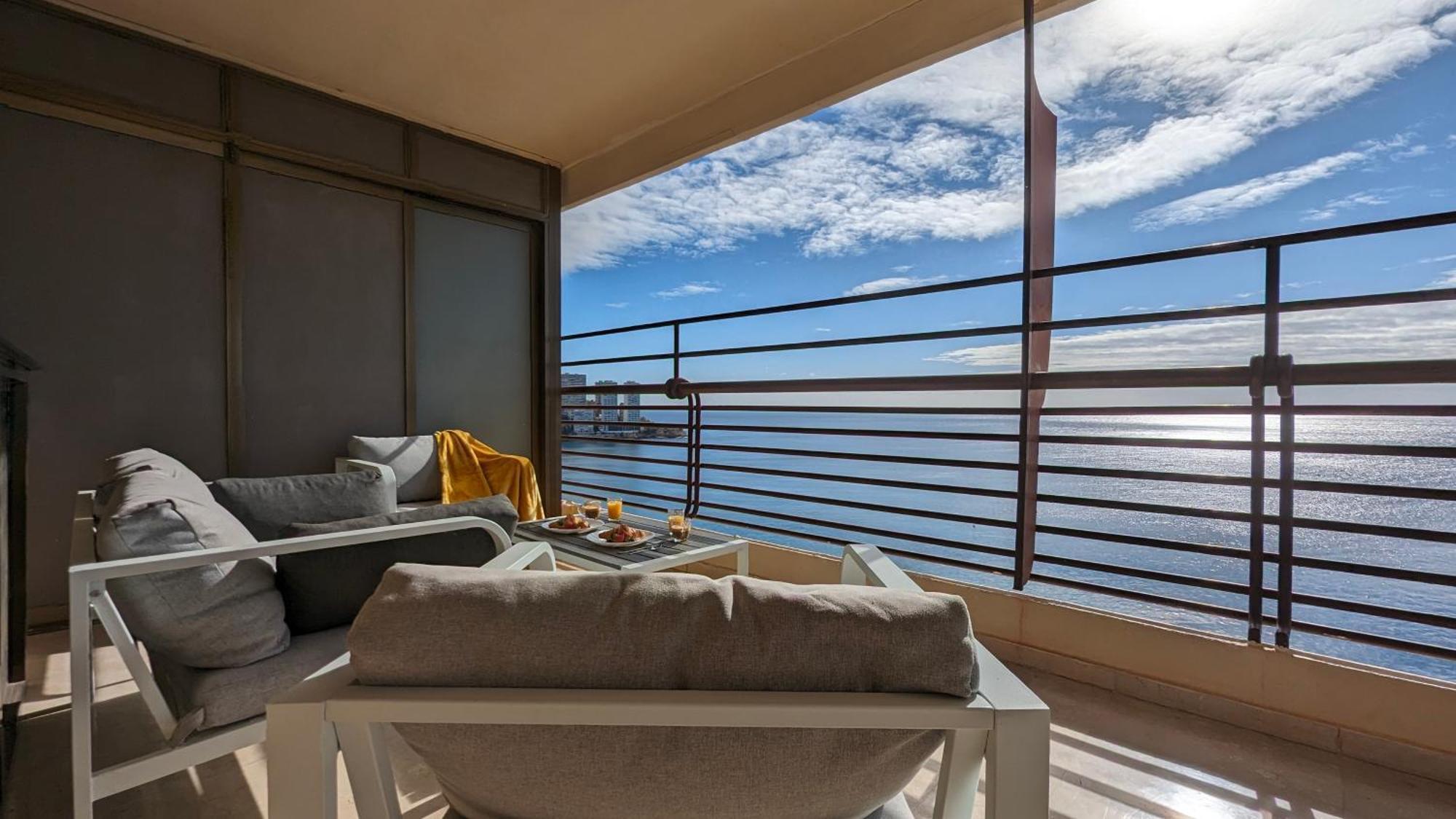 Las Arenas Sea Front Apartments Benidorm Exteriör bild